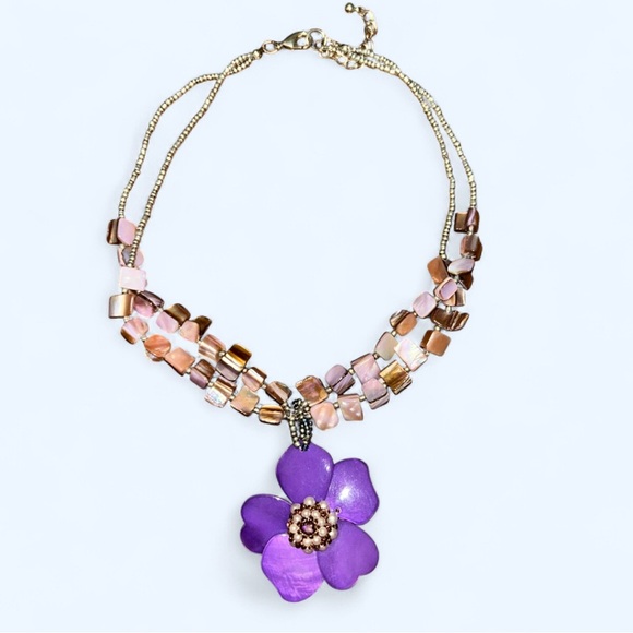 Elegant Purple Flower Necklace - Picture 2 of 3